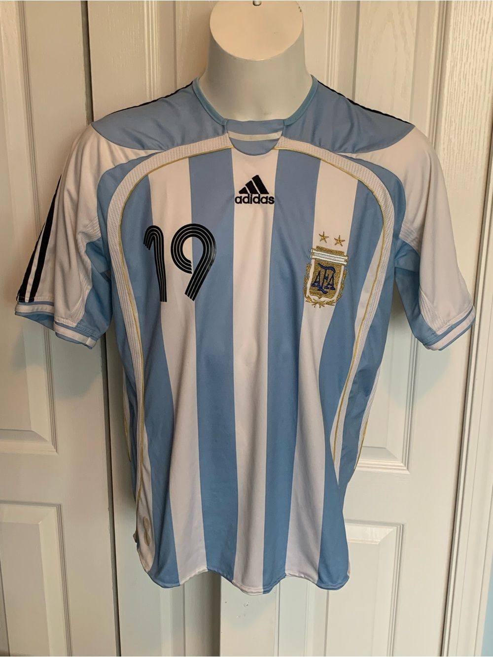 adidas 2006 Argentina Messi #19 Home Jersey - Light Blue & White